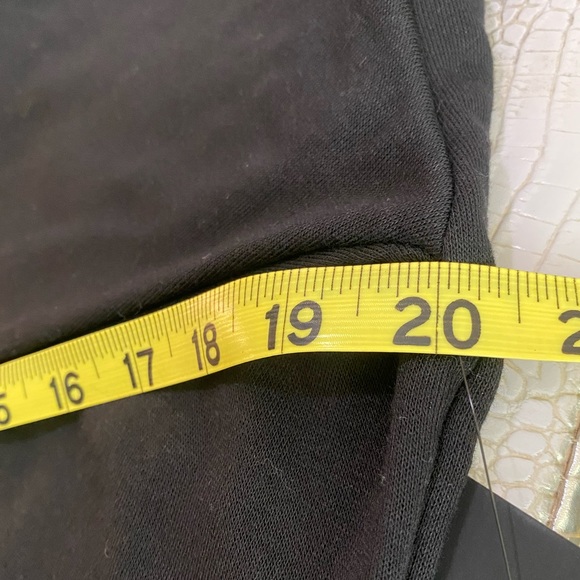 Bebe Sport size M Black Zip-Up Hoodie Jacket with Thumb Holes - Picture 8 of 10